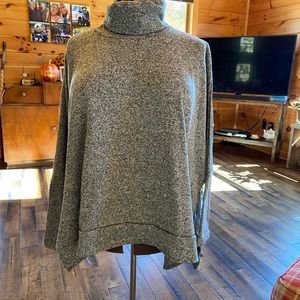 Turtleneck tunic with slit sides